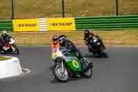 Vintage-motorcycle-club;eventdigitalimages;mallory-park;mallory-park-trackday-photographs;no-limits-trackdays;peter-wileman-photography;trackday-digital-images;trackday-photos;vmcc-festival-1000-bikes-photographs
